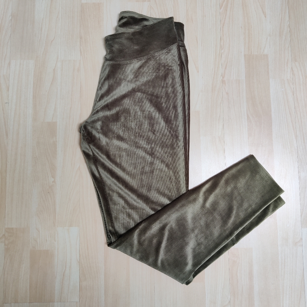 Corduroy style with Stretch leggings